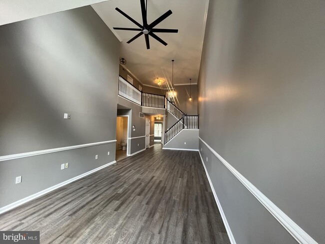 property at 2016 Greenes Way Cir