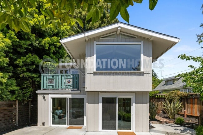 property at 32 Parkwood St