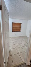 6540 W 26th Dr in Hialeah, FL - Building Photo - Building Photo