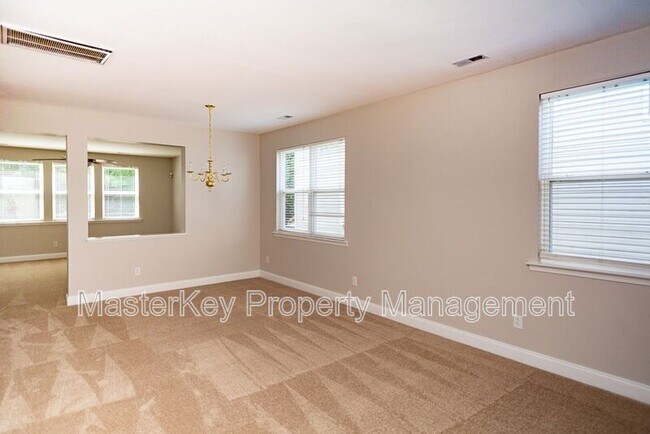7144 Great Laurel Dr in Raleigh, NC - Building Photo - Building Photo