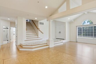 1572 Grackle Way in Sunnyvale, CA - Building Photo - Building Photo