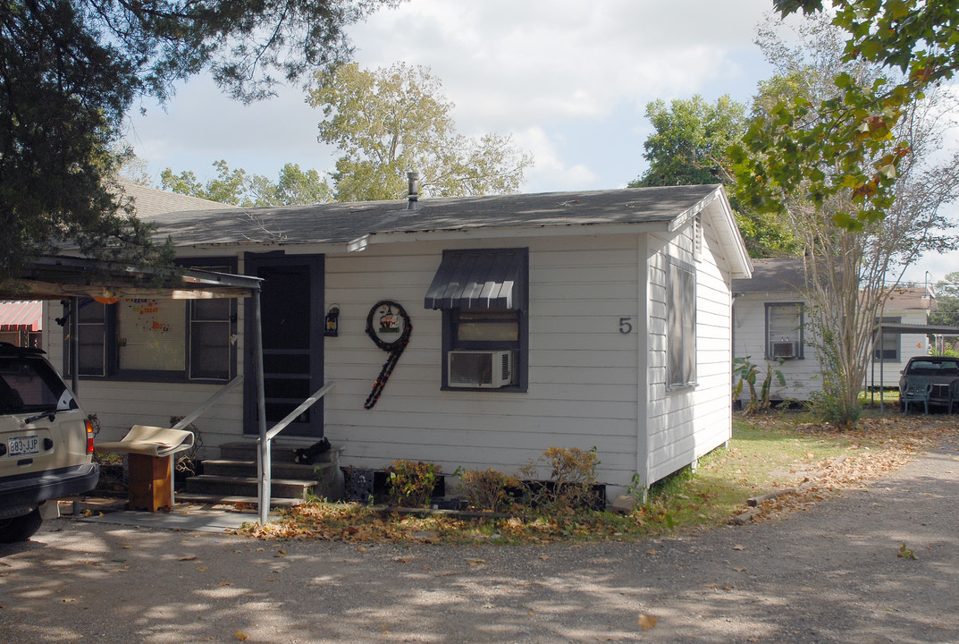 1614 Ojeman Rd in Houston, TX - Building Photo