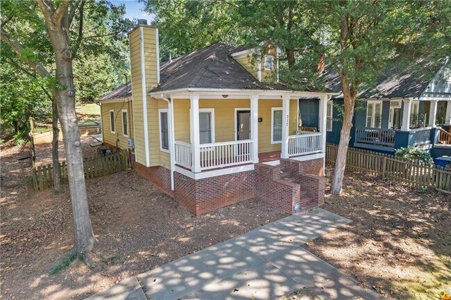 717 Dill Ave SW in Atlanta, GA - Building Photo - Building Photo