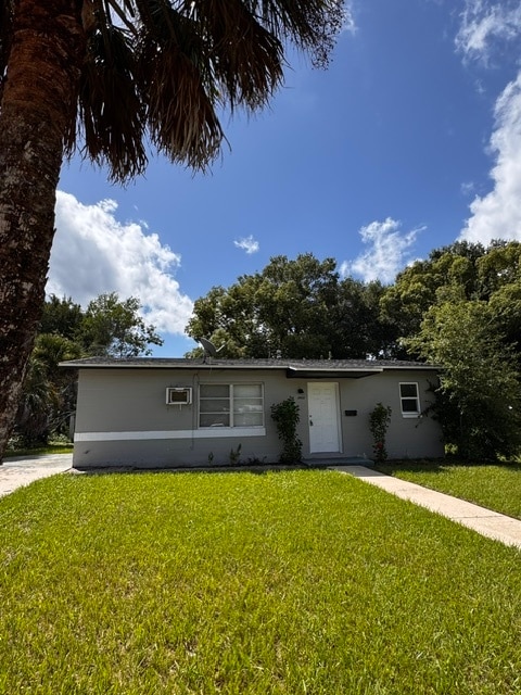 2425 Austin Ave in Deltona, FL - Building Photo - Building Photo