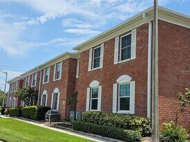3824 37th St S, Unit 66 in St. Petersburg, FL - Building Photo