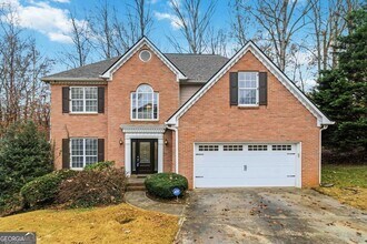 825 Somerset Vale Dr in Lawrenceville, GA - Building Photo - Building Photo