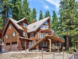 568 Dale Dr, Unit 2nd and 3rd Floor in Incline Village, NV - Building Photo