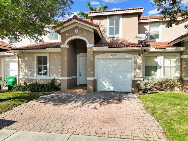 property at 27463 SW 137th Ct