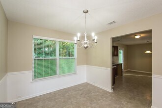 4153 Alveston Dr in Atlanta, GA - Building Photo - Building Photo