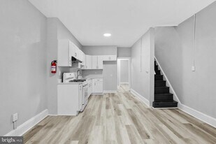 3231 Hope St in Philadelphia, PA - Building Photo