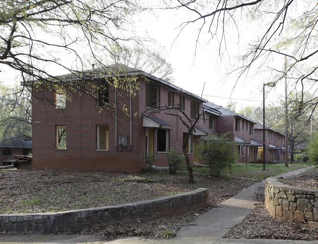 Washington Carver Homes in East Point, GA - Building Photo - Building Photo