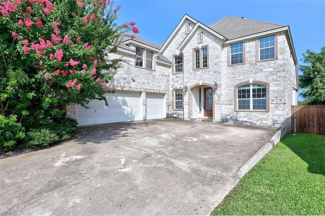 7204 Covered Bridge Dr in Austin, TX - Building Photo - Building Photo