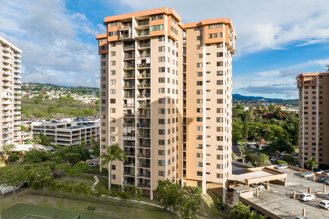 Park at Pearlridge in Aiea, HI - Foto de edificio