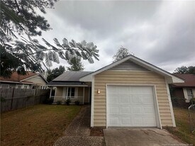 6848 Winchester St in Fayetteville, NC - Building Photo