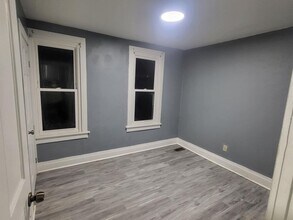 607 Viola Ave in Duquesne, PA - Building Photo - Building Photo