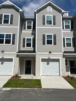 40 Hidden Pointe Dr in Savannah, GA - Building Photo