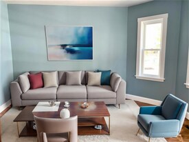 21 Oakland St, Unit 2 in Cambridge, MA - Building Photo