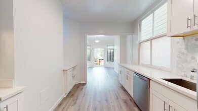 110 Guerrero St in San Francisco, CA - Building Photo - Building Photo