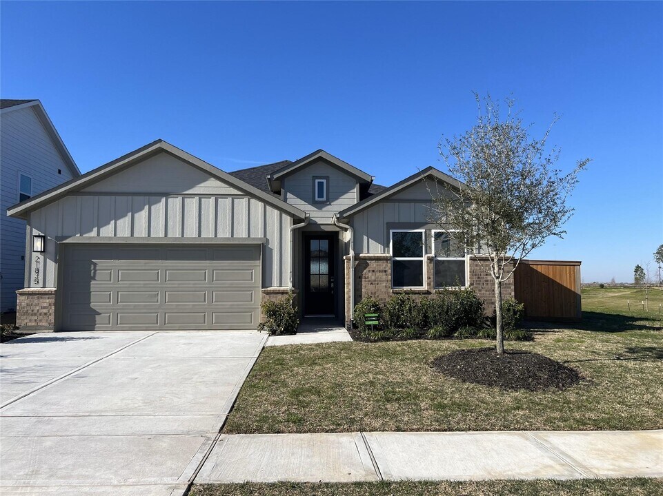 21835 Redwood Blf Trl in Cypress, TX - Building Photo