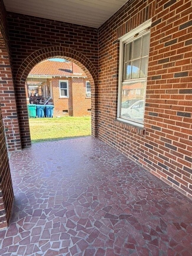 727 Truett Ave in Greenwood, SC - Building Photo - Building Photo