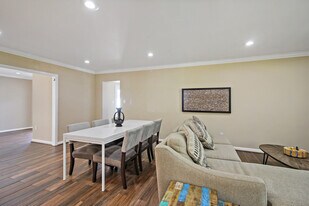 7103 Highland St in Springfield, VA - Building Photo