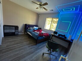 2055 Imperial Ave in Davis, CA - Building Photo