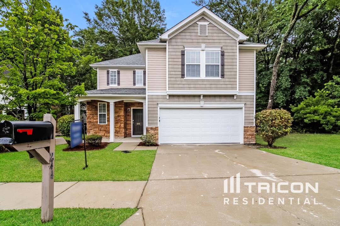 244 Wild Olive Dr in Columbia, SC - Building Photo