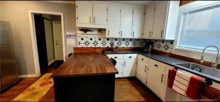 434 Grimsley Rd in Rowland, NC - Foto de edificio - Building Photo