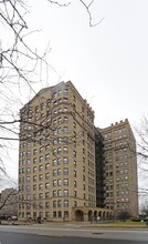 7321 S South Shore Dr in Chicago, IL - Building Photo - Building Photo