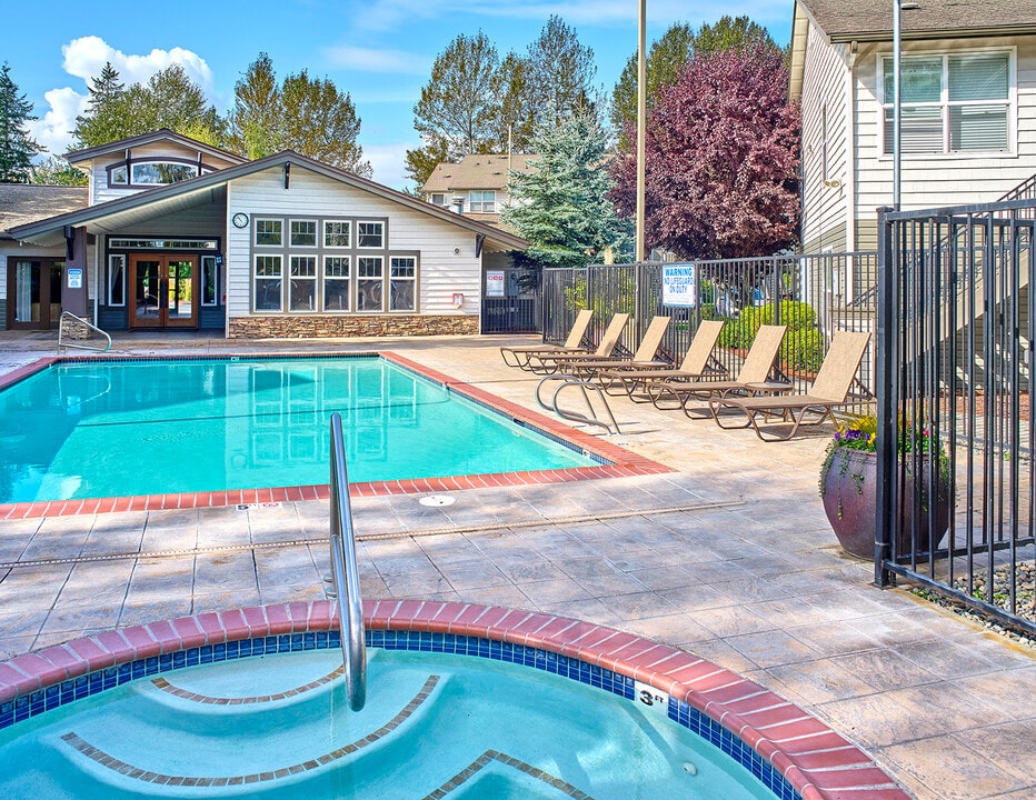 Alderra in Puyallup, WA - Building Photo