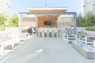 Main+Nine in Riverside, CA - Building Photo - Building Photo
