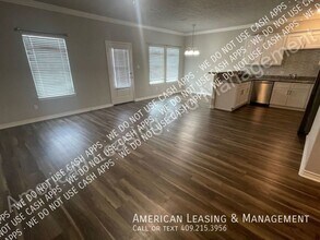 2680 St Helena St in Beaumont, TX - Building Photo - Building Photo