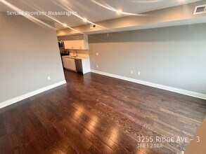3255 Ridge Ave in Philadelphia, PA - Building Photo - Building Photo