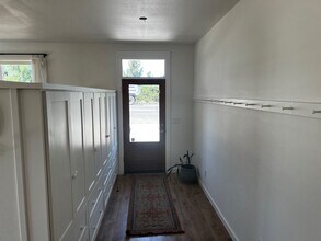 20655 Cooley Rd in Bend, OR - Building Photo - Building Photo