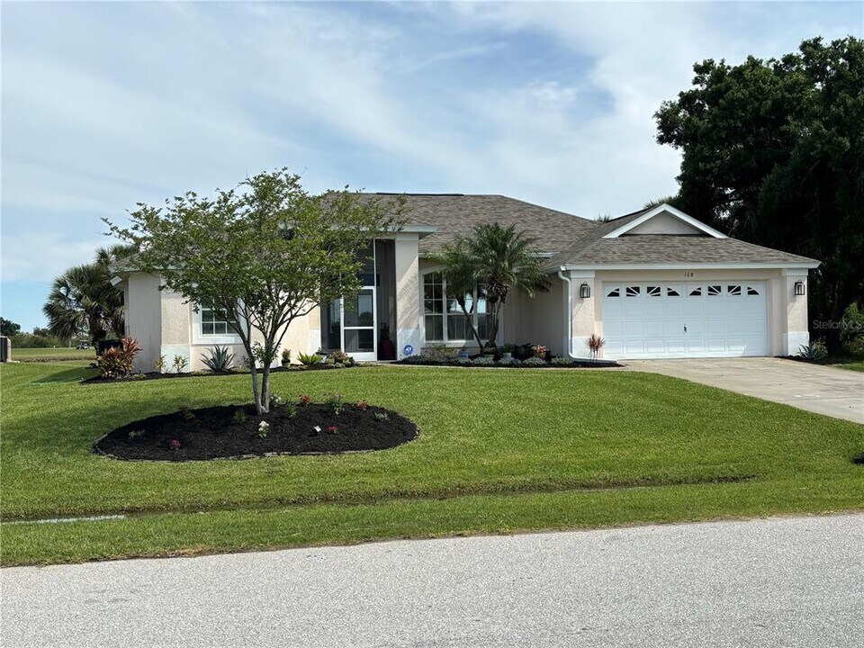 168 Marker Rd in Rotonda West, FL - Building Photo