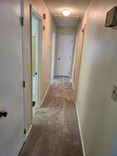 5900 Neuse St in Raleigh, NC - Building Photo - Building Photo