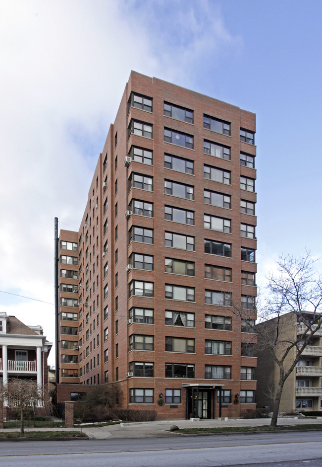 Shore Manor in Chicago, IL - Foto de edificio - Building Photo