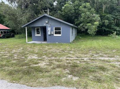 property at 10 Lenox Ct