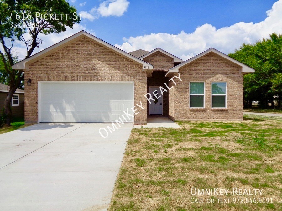 4616 Pickett St Photo