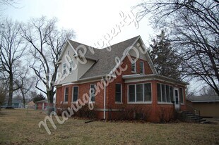 2817 S Park Ave in Springfield, IL - Building Photo