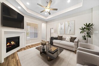 15527 Maple in Conroe, TX - Building Photo - Building Photo