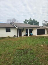 1803 Crouch St in Bentonville, AR - Building Photo - Building Photo