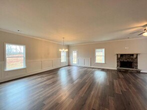 130 Hawthorn Ln in Covington, GA - Building Photo - Building Photo