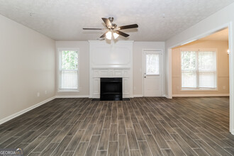 2006 Briar Creek Ct NE in Conyers, GA - Building Photo - Building Photo