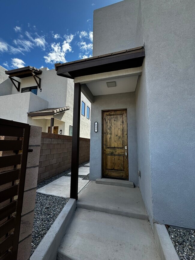 844 Tijeras Ave NW in Albuquerque, NM - Building Photo - Building Photo