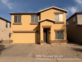 422 E Saddle Way in San Tan Valley, AZ - Building Photo