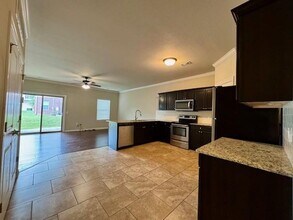 2735 W Shasta Rd in Rogers, AR - Building Photo - Building Photo