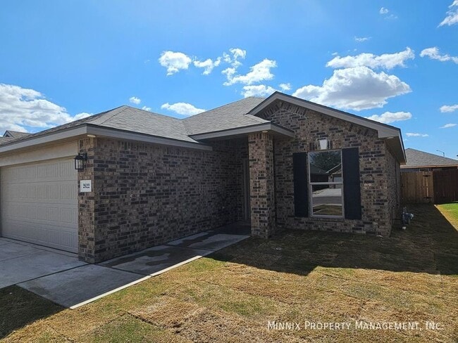 2622 Tiffin Ave in Lubbock, TX - Building Photo - Building Photo