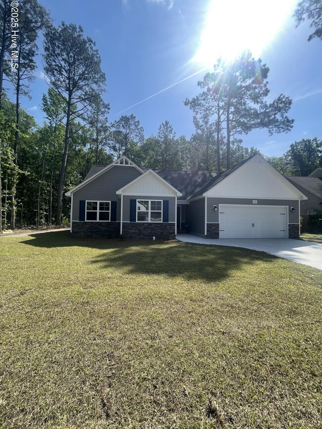 property at 618 Walnut Dr