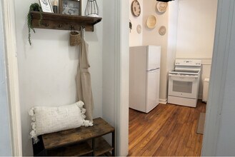 417 S Prairieville St in Athens, TX - Foto de edificio - Building Photo